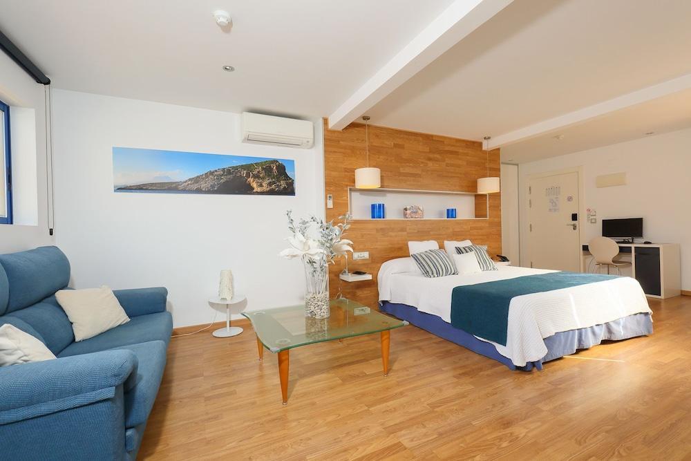 Hotel Fetiche Alojamiento Con Encanto Benidorm Eksteriør billede