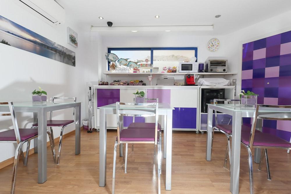 Hotel Fetiche Alojamiento Con Encanto Benidorm Eksteriør billede